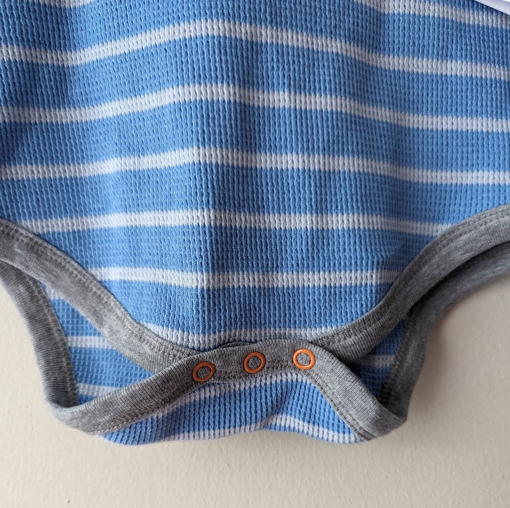 Burt's Bees Blue Gray Striped Onesie 24M NWT - Picture 4 of 5